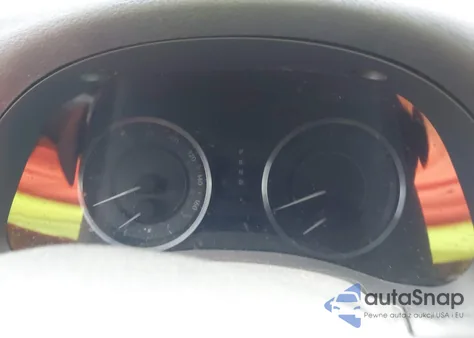 2014 Lexus Is 250C z USA, uszkodzony, nr VIN JTHFF2C26E2529660